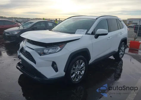 2020 Toyota Rav4 Xle Premium from USA, damaged, VIN 2T3C1RFV4LC077442